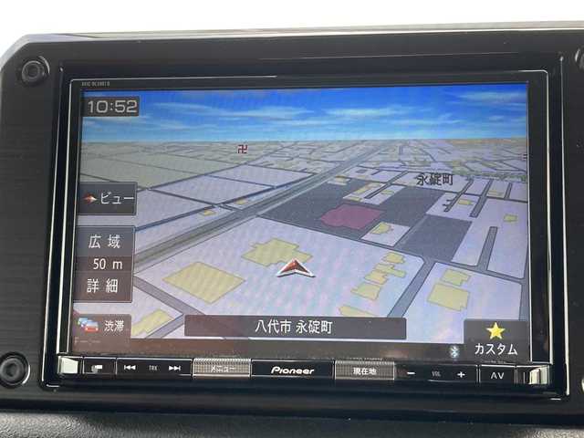 スズキ ジムニー シエラ JC 熊本県 2020(令2)年 4.6万km ピュアホワイトP 純正８型ナビ/・AM/FM/CD/DVD/SD/BT/フルセグTV/・バックカメラ/スズキセーフティサポート/・デュアルセンサーブレーキサポート/・誤発進抑制機能/・標識認識機能/・車線逸脱警報機能/・ふらつき警報機能/・先行車発進お知らせ/GI GEARカスタム/・グリルガード/・サイドステップ/・リフトアップ/・ルーフラック/・リアラダー/・ルーフラックカーゴ/・背面タイヤハードカバー/オレンジレザーシートカバー/クルーズコントロール/ステアリングリモコン/ＥＴＣ/前席シートヒーター/オートライト/ＬＥＤヘッドライト/フォグランプ/純正フロアマット/ドアバイザー/プッシュスタート