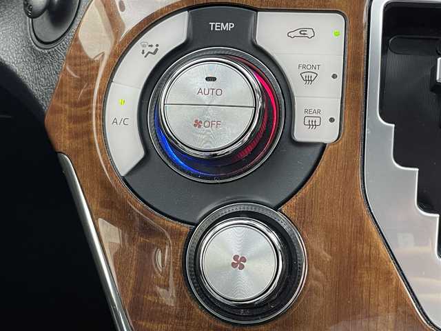 トヨタ シエンタ ハイブリッド G セーフティエディションⅡ 宮城県 2021(令3)年 2.2万km ホワイトパールクリスタルシャイン 純正９型ナビ【NSZT-Y68T】/モデリスタエアロ　/両側パワースライドドア　/前席シートヒーター　/クリアランスソナー /ステアリングヒーター　/バックモニター　/プリクラッシュセーフティ　/レーンディパーチャーアラート　/オートマチックハイビーム　/レーダークルーズコントロール/LEDヘッドランプ/フォグランプ/前後ドライブレコーダー /禁煙車/ワンオーナー