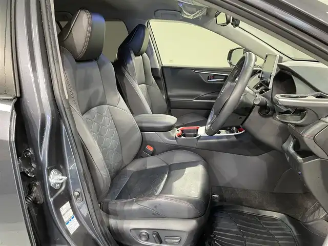 トヨタ ＲＡＶ４ アドベンチャー オフロードPKG 愛知県 2021(令3)年 3.5万km グレーメタリック 純正９インチディスプレイナビ　/(Bluetooth/フルセグＴＶ/FM/AM/Miracat)　/トヨタセーフティセンス　/　　-プリクラッシュセーフティ/　　-レーダクルーズコントロール　/　　-レーントレーニングアシスト/　　-オートマチックハイビーム/　　-ロードサインアシスト/ビルトインＥＴＣ　/バックモニター　/ドライブレコーダー　/ブラインドスポットモニター　/クリアランスソナー/運転席パワーシート/ＵＳＢ接続　/ＬＥＤヘッドライト/LEDフォグランプ
