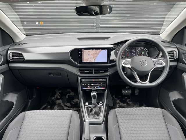 フォルクスワーゲン ＶＷ Ｔ－クロス TSI アクティブ 三重県 2023(令5)年 1.2万km グレー DiscoverProナビ/バックカメラ/AppleCarPlay/AndroidAuto/純正16インチアルミ/ETC車載器　/LEDヘッドライト/オートライト/フロントアシスト/エンジンプッシュスタート/スマートキー/純正フロアマット/保証書/取扱説明書/スペアキー1本