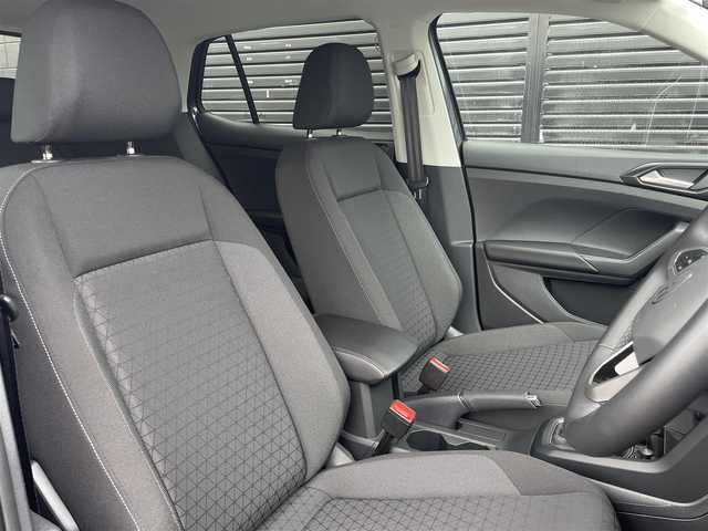 フォルクスワーゲン ＶＷ Ｔ－クロス TSI アクティブ 三重県 2023(令5)年 1.2万km グレー DiscoverProナビ/バックカメラ/AppleCarPlay/AndroidAuto/純正16インチアルミ/ETC車載器　/LEDヘッドライト/オートライト/フロントアシスト/エンジンプッシュスタート/スマートキー/純正フロアマット/保証書/取扱説明書/スペアキー1本