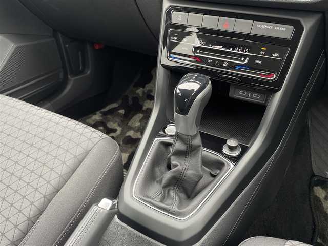 フォルクスワーゲン ＶＷ Ｔ－クロス TSI アクティブ 三重県 2023(令5)年 1.2万km グレー DiscoverProナビ/バックカメラ/AppleCarPlay/AndroidAuto/純正16インチアルミ/ETC車載器　/LEDヘッドライト/オートライト/フロントアシスト/エンジンプッシュスタート/スマートキー/純正フロアマット/保証書/取扱説明書/スペアキー1本