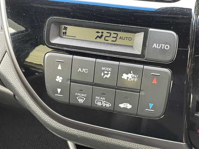 ホンダ Ｎ ＷＧＮ カスタム G ターボパッケージ 長野県 2017(平29)年 5.1万km 白 (株)IDOMが運営する【じしゃロン長野店】の自社ローン専用車両になります/こちらは現金またはオートローンご利用時の価格です。自社ローンご希望の方は別途その旨お申付け下さい./社外ナビ　（CD/BT）/ワンセグTV/クルーズコントロール/ステアリングスイッチ/ビルトインETC/運転席助手席シートヒーター/４WD/パドルシフト