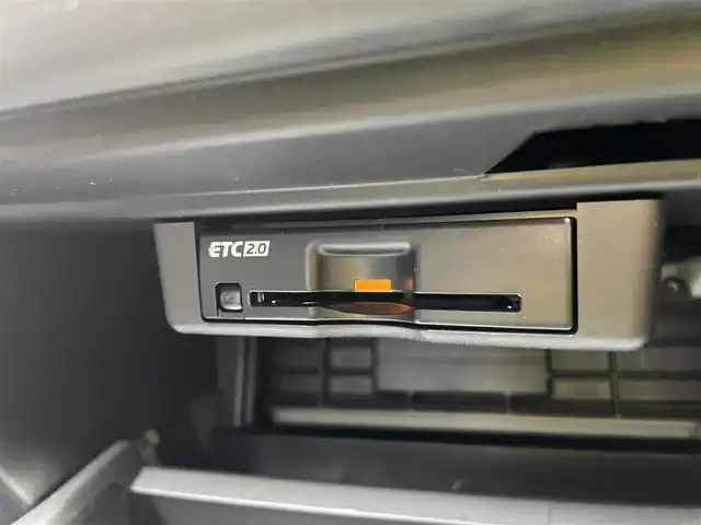 三菱 アウトランダー ＰＨＥＶ G 石川県 2022(令4)年 6.5万km ホワイトダイヤモンド 4WD/ワンオーナー/純正ナビ/フルセグTV/マイパイロット/LEDヘッドライト/レーダーブレーキ/ハーフレザーシート/シートヒーター/パワーバックドア/純正20インチAW/充電ケーブル/スマートキー/100V電源/保証書