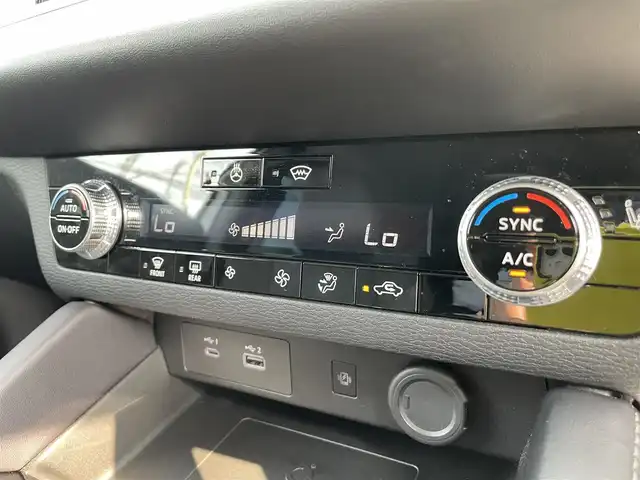 三菱 アウトランダー ＰＨＥＶ G 石川県 2022(令4)年 6.5万km ホワイトダイヤモンド 4WD/ワンオーナー/純正ナビ/フルセグTV/マイパイロット/LEDヘッドライト/レーダーブレーキ/ハーフレザーシート/シートヒーター/パワーバックドア/純正20インチAW/充電ケーブル/スマートキー/100V電源/保証書