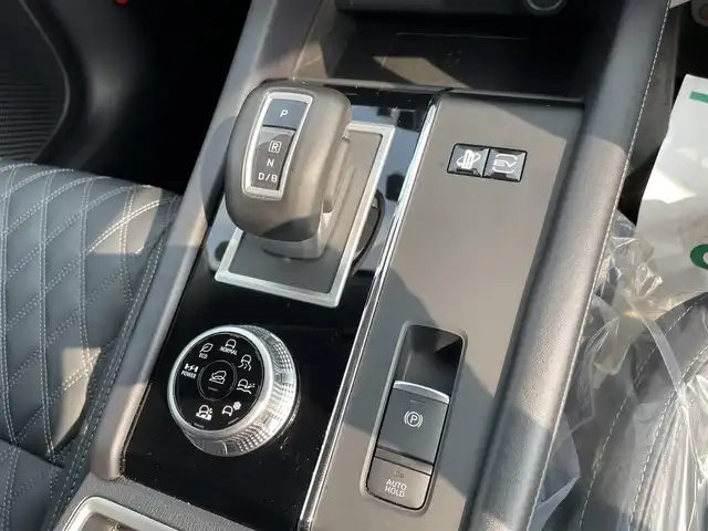 三菱 アウトランダー ＰＨＥＶ G 石川県 2022(令4)年 6.5万km ホワイトダイヤモンド 4WD/ワンオーナー/純正ナビ/フルセグTV/マイパイロット/LEDヘッドライト/レーダーブレーキ/ハーフレザーシート/シートヒーター/パワーバックドア/純正20インチAW/充電ケーブル/スマートキー/100V電源/保証書