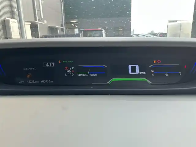 ホンダ フリード ハイブリット G 滋賀県 2024(令6)年 1.4万km フィヨルドミストパール 禁煙車/ホンダセンシング/・衝突被害軽減ブレーキ/・路外逸脱警報/・アダプティブクルーズコントロール/ビルトインETC/両側パワースライドドア/前席シートヒーター/LEDヘッドライト/スマートキー/プッシュスタート