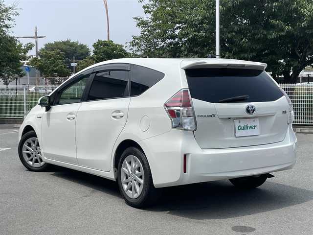 トヨタ プリウス α S 静岡県 2016(平28)年 14.5万km ホワイトパールクリスタルシャイン 純正ナビ　/地デジ　/Ｂカメラ　/ステアリングスイッチ　/オートライト　　/ビルトインＥＴＣ　/ウィンカーミラー　/デンカク　　/ＥＶ　エコ　パワーモード　/スマートキー　　/スペアキー　　/保証書　/取説