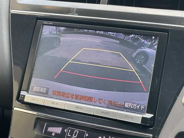 トヨタ プリウス α S 静岡県 2016(平28)年 14.5万km ホワイトパールクリスタルシャイン 純正ナビ　/地デジ　/Ｂカメラ　/ステアリングスイッチ　/オートライト　　/ビルトインＥＴＣ　/ウィンカーミラー　/デンカク　　/ＥＶ　エコ　パワーモード　/スマートキー　　/スペアキー　　/保証書　/取説