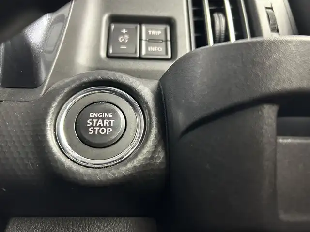 スズキ ハスラー Jスタイル 愛知県 2021(令3)年 3万km ブルーイッシュブラックパール 4WD/純正ナビ/Bluetooth/全方位カメラ/フルセグTV/Apple CarPlay/Android Auto/スズキセーフティーサポート/衝突被害軽減システム/レーンキープアシスト/コーナーセンサー/横滑り防止装置/ダウンヒルアシストコントロール/スノーモード/グリップコントロール/オートマチックハイビーム/オートライト/LEDヘッドライト/LEDフォグランプ/シートヒーター/純正AW/ETC/社外フロアマット/スマートキー/ドアバイザー/後席テーブル