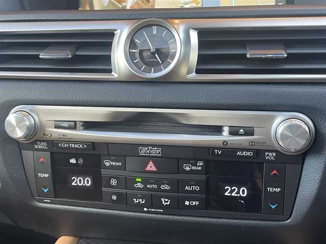 レクサス ＧＳ 450h Fスポーツ 鹿児島県 2016(平28)年 5.5万km ソニックチタニウム 純正ナビ/バックカメラ/フルセグTV/純正CD/DVD再生可能/マークレビンソンオーディオ/Bluetoothオーディオ/追従型クルーズコントロール/パドルシフト/レーンキープアシスト/衝突軽減ブレーキ/追従型クルーズコントロール/ブラインドスポットモニター/コーナーセンサー/ステアリングヒーター/前席パワーシート/前席シートヒーター/エアシート/純正フロアマット/プッシュスタート/スマートキー/ビルイトンETC2.0/オートマチックハイピーム/純正エンジンスターター/ダウンサス（RS・R Ti2000）/新車時保証書/取扱説明書/記録簿H28.29.30.31.R3.R5.R7有り/スペアキー2本（スマートキー/カードキー）