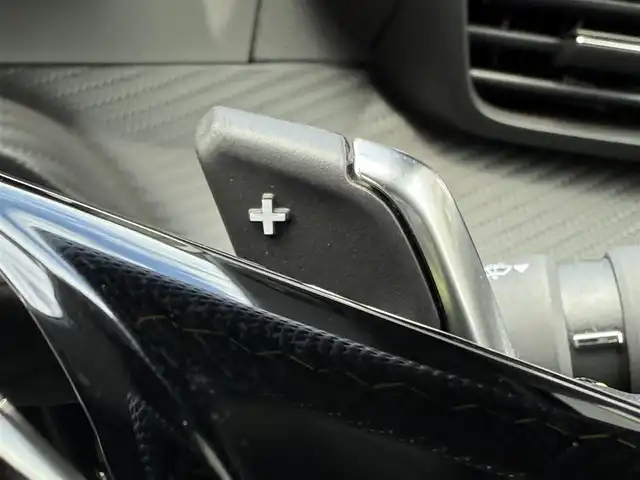 プジョー プジョー ２００８ GT 静岡県 2021(令3)年 2.7万km シルバー ワンオーナー/ハーフレザーシート/BSM/純正ディスプレイオーディオ/(Bluetooth/CarPlay)/360°カメラ/アダプティブクルーズコントロール/レーンキープアシスト/パーキングアシスト/シートヒーター/スマートキー/ETC/フロアマット/純正17インチアルミホイール/フロントフォグランプ/取説/スペアキー