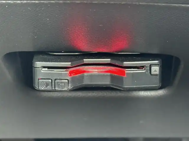 プジョー プジョー ２００８ GT 静岡県 2021(令3)年 2.7万km シルバー ワンオーナー/ハーフレザーシート/BSM/純正ディスプレイオーディオ/(Bluetooth/CarPlay)/360°カメラ/アダプティブクルーズコントロール/レーンキープアシスト/パーキングアシスト/シートヒーター/スマートキー/ETC/フロアマット/純正17インチアルミホイール/フロントフォグランプ/取説/スペアキー