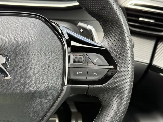 プジョー プジョー ２００８ GT 静岡県 2021(令3)年 2.7万km シルバー ワンオーナー/ハーフレザーシート/BSM/純正ディスプレイオーディオ/(Bluetooth/CarPlay)/360°カメラ/アダプティブクルーズコントロール/レーンキープアシスト/パーキングアシスト/シートヒーター/スマートキー/ETC/フロアマット/純正17インチアルミホイール/フロントフォグランプ/取説/スペアキー