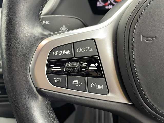ＢＭＷ １１８ｄ 愛知県 2022(令4)年 2.5万km ミサノブルー /禁煙車//正規ディーラー車//純正HDDナビ//FM/AM/BT/Spotify//前後ドライブレコーダー//ワイヤレス充電//ハーフレザーシート//前席パワーシート/D席メモリ付き//ミラー型ETC//LEDオートライト//オートハイビーム//フォグランプ//ウェルカムライト//オートワイパー//電動パーキング//オートホールド//パワーバックドア//革巻きステアリング//ステアリングスイッチ//インテリジェントセーフティ//パーキングアシスト//後退アシスト//ブラインドスポットアシスト//正面衝突警報//車線逸脱警報//車線変更警報//アイドリングストップ//ACC//横滑り防止装置//プッシュスタート//MTモード付AT//Sport/Comfort/Ecopro/モード//トノカバー//純正フロアマット//ISOFIX//保証書/取扱説明書/スペアキーX2