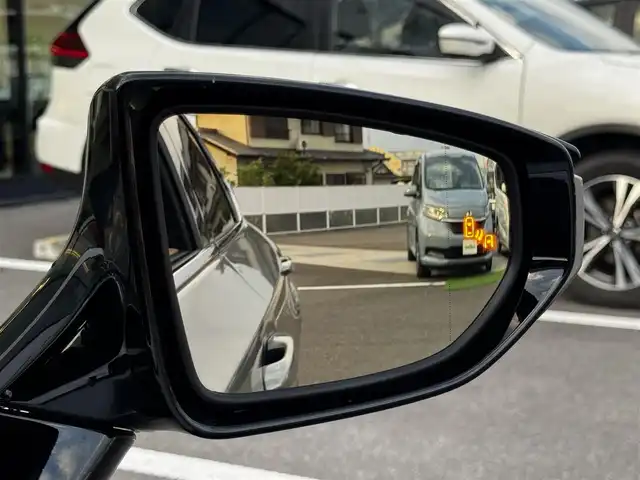 レクサス ＥＳ 300h バージョンL 香川県 2024(令6)年 0.4万km ソニックチタニウム 登録時走行距離：3661km/メーカー純正ナビ/　BT　フルセグTV/全方位カメラ/サンルーフ/ヘーゼル色レザーシート/全席シートヒーター/前席シートベンチレーション/前席パワーシート/前席シートポジションメモリ/Lexus Safety System ＋/　プリクラッシュセーフティシステム/　レーダークルーズコントロール/　レーントレーシングアシスト/ブラインドスポットモニター/ヘッドアップディスプレイ/クリアランスソナー/オートハイビーム/LEDヘッドライト/オートライト/フォグランプ/オートホールド機能付き電子パーキングブレーキ/MTモード付AT/パドルシフト/ステアリングヒーター/ステアリングスイッチ/木目革巻きコンビステアリング/リアサンシェード/横滑り防止装置/AC100V充電/ビルトインETC2.0/デジタルインナーミラー/リアサンシェード/トランクスルー/プッシュスタート/スマートキー