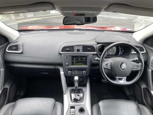 ルノー カジャー インテンス 山形県 2019(平31)年 7.2万km 赤 マルチファンクションディスプレイ/Bluetooth/FM/AM/USB/バックカメラ/ETC/エマージェンシーブレーキサポート/レーンディパーチャーウォーニング(車線逸脱警報)/ブラインドスポットワーニング(後側方車両検知警報)/オートハイ／ロービーム/前後クリアランスソナー/イージーパーキングアシスト/クルーズコントロール/ステアリングスイッチ/D/N シートヒーター/D パワーシート/LEDヘッドライト/フォグランプ/オートライト/プッシュスタート/電格ミラー/ルーフレール/革巻きステアリング/ISOFIX/スペアキー1本/新車時保証書/取扱説明書