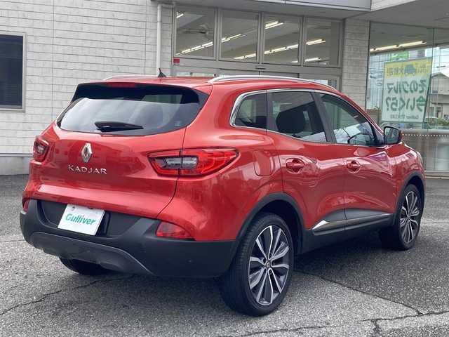 ルノー カジャー インテンス 山形県 2019(平31)年 7.2万km 赤 マルチファンクションディスプレイ/Bluetooth/FM/AM/USB/バックカメラ/ETC/エマージェンシーブレーキサポート/レーンディパーチャーウォーニング(車線逸脱警報)/ブラインドスポットワーニング(後側方車両検知警報)/オートハイ／ロービーム/前後クリアランスソナー/イージーパーキングアシスト/クルーズコントロール/ステアリングスイッチ/D/N シートヒーター/D パワーシート/LEDヘッドライト/フォグランプ/オートライト/プッシュスタート/電格ミラー/ルーフレール/革巻きステアリング/ISOFIX/スペアキー1本/新車時保証書/取扱説明書