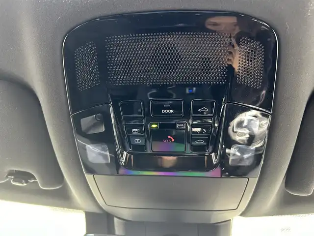 レクサス ＲＸ 450h+ バージョンL 愛知県 2023(令5)年 1.6万km グラファイトブラックガラスフレーク 開閉式サンルーフ/ルーフレール/置くだけ充電/純正ディスプレイオーディオ/パノラミックビューモニター/レクサスセーフティー/・プリクラッシュセーフティ/・レーンディパーチャーアラート/・レーントレーシングアシスト/・レーンチェンジアシスト/・レーダークルーズコントロール/・ブレードスキャンアダプティブハイビームシステム/・ロードサインアシスト/・発進遅れ告知機能/・ドライバー異常時対応システム/・ドライバーモニター連携/・フロントクロストラフィッ・アラー/・プロアクティブドライビングアシスト/レクサスチームメイト/・Advanced Drive/・Advanced Park/ヘッドアップディスプレイ/ブラインドスポットモニター/パワーシート/シートヒーター全席/シートクーラー全席/ステアリングヒーター/パドルシフト/電動リアゲード/純正フロアマット/デジタルインナーミラー/ETC2.0/AC100V/オートライト/純正LEDライト