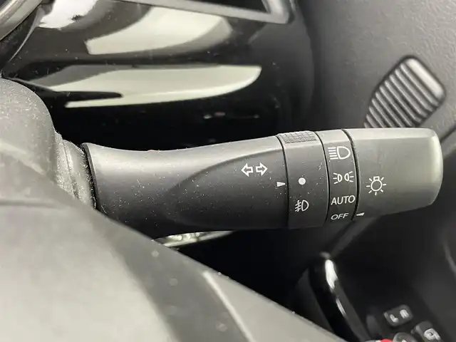 スズキ スペーシア カスタム HYBRID XS 熊本県 2020(令2)年 6.6万km シルバー 禁煙車　/社外8インチナビ（ＣＤ・ＤＶＤ・フルセグ・ＢＴ・ＳＤ・ＵＳＢ）/バックカメラ　/社外前後ドライブレコーダー　/ＥＴＣ　/両側パワースライドドア/後ろのみクリアランスソナー　/運転席シートヒーター　/衝突軽減ブレーキ　/レーンキープアシスト/横滑り防止/アイドリングストップ/サーキュレーター/ハーフレザーシート/純正フロアマット/純正１５インチAW/オートライト/LEDヘッドライト/フォグランプ/スマートキー/プッシュスタート/スペアキー1本