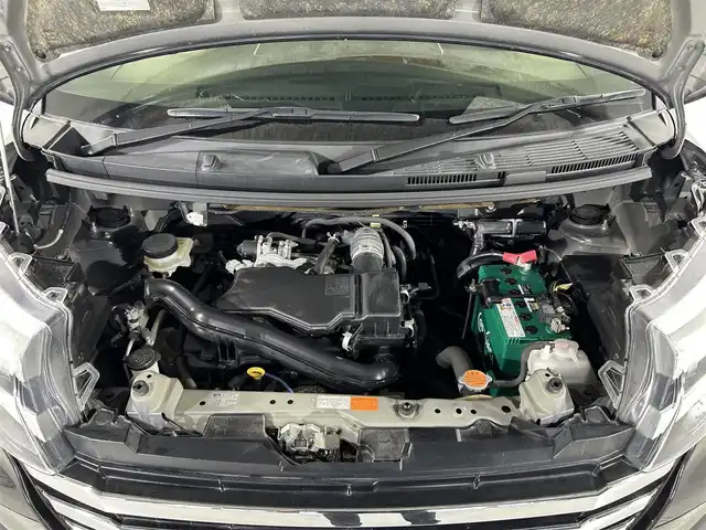 トヨタ ルーミー カスタムG 佐賀県 2020(令2)年 3.3万km ブラックマイカメタリック 純正9インチナビ　/フルセグTV/CD/DVD/Bluetooth/バックカメラ/衝突被害軽減システム/レーダークルーズコントロール/レーンアシスト/先行車発信お知らせ機能/ロードサインアシスト/オートライト/オートマチックハイビーム/LEDヘッドライト/フォグライト/電動パーキング/ブレーキホールド/クリアランスソナー/両側パワースライドドア/運転席・助手席シートヒーター/ＩＳＯＦＩＸ対応/シートバックテーブル/後席サンシェード/純正フロアマット/純正14インチアルミホイール/スマートキー/プッシュスタート