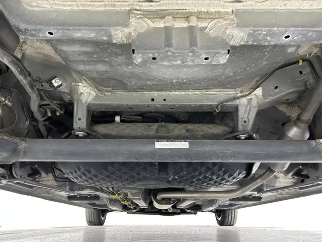 トヨタ ルーミー カスタムG 佐賀県 2020(令2)年 3.3万km ブラックマイカメタリック 純正9インチナビ　/フルセグTV/CD/DVD/Bluetooth/バックカメラ/衝突被害軽減システム/レーダークルーズコントロール/レーンアシスト/先行車発信お知らせ機能/ロードサインアシスト/オートライト/オートマチックハイビーム/LEDヘッドライト/フォグライト/電動パーキング/ブレーキホールド/クリアランスソナー/両側パワースライドドア/運転席・助手席シートヒーター/ＩＳＯＦＩＸ対応/シートバックテーブル/後席サンシェード/純正フロアマット/純正14インチアルミホイール/スマートキー/プッシュスタート