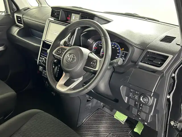 トヨタ ルーミー カスタムG 佐賀県 2020(令2)年 3.3万km ブラックマイカメタリック 純正9インチナビ　/フルセグTV/CD/DVD/Bluetooth/バックカメラ/衝突被害軽減システム/レーダークルーズコントロール/レーンアシスト/先行車発信お知らせ機能/ロードサインアシスト/オートライト/オートマチックハイビーム/LEDヘッドライト/フォグライト/電動パーキング/ブレーキホールド/クリアランスソナー/両側パワースライドドア/運転席・助手席シートヒーター/ＩＳＯＦＩＸ対応/シートバックテーブル/後席サンシェード/純正フロアマット/純正14インチアルミホイール/スマートキー/プッシュスタート