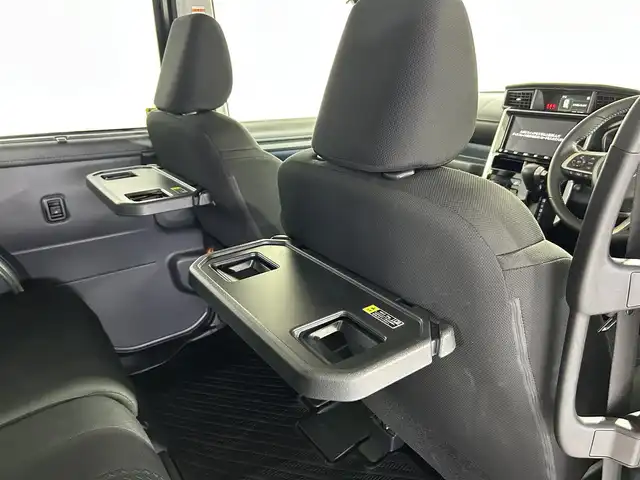 トヨタ ルーミー カスタムG 佐賀県 2020(令2)年 3.3万km ブラックマイカメタリック 純正9インチナビ　/フルセグTV/CD/DVD/Bluetooth/バックカメラ/衝突被害軽減システム/レーダークルーズコントロール/レーンアシスト/先行車発信お知らせ機能/ロードサインアシスト/オートライト/オートマチックハイビーム/LEDヘッドライト/フォグライト/電動パーキング/ブレーキホールド/クリアランスソナー/両側パワースライドドア/運転席・助手席シートヒーター/ＩＳＯＦＩＸ対応/シートバックテーブル/後席サンシェード/純正フロアマット/純正14インチアルミホイール/スマートキー/プッシュスタート