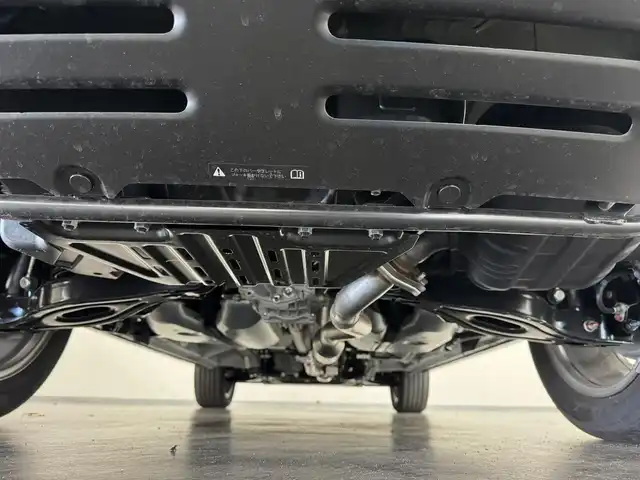 三菱 デリカＤ：５ シャモニー 三重県 2025(令7)年 0.1千km パールⅡ 登録済未使用車/ディーゼル・ターボ/フルタイム4WD/MTモード付インパネ8AT/アルパイン・11インチナビ『ビッグX』EX11NX/（CD/DVD/TV/SD/FM/AM/USB/Bluetooth/外部入力/HDMI/AppleCarPlay/AndroidAuto）/マルチアラウンドモニター/両側オートスライドドア/e-Assist/・衝突被害軽減ブレーキシステム/・車線逸脱警報システム/・レーダークルーズコントロールシステム/・オートハイビーム/・誤発進抑制機能（前進時）/・後側方車両検知警報システム（レーンチェンジアシスト機能付）［BSW/LCA］/・後退時交差車両検知警報システム［RCTA］/装備/・ハーフレザーシート/・キャプテンシート（7人乗り）/・シートヒーター（D/N）/・パワーシート（D6way）/・エレクトリックテールゲート（電動バックドア）/・左右独立オートエアコン/・後席クーラー＆ヒーター/・AC100V電源コンセント（100W）/・オートライト/・LED ヘッドランプ＋フロントフォグランプ/・パドルシフト/・オートワイパー/・純正18inAW/・プッシュスタート/・保/取/・スマートキーx2/・外装色『ホワイトダイヤモンド/ブラックマイカ（W85X42）』/など