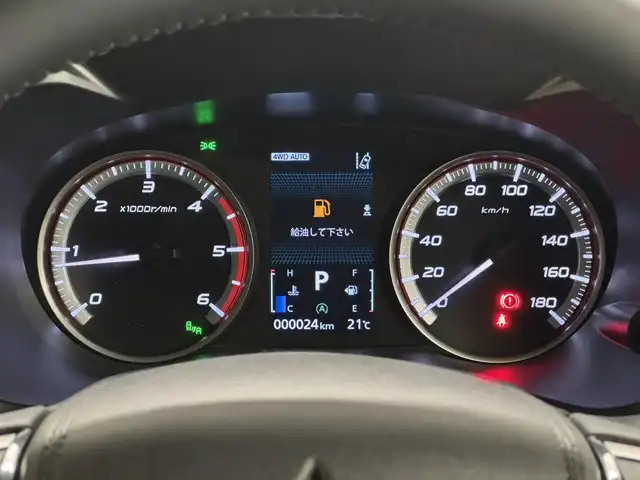 三菱 デリカＤ：５ シャモニー 三重県 2025(令7)年 0.1千km パールⅡ 登録済未使用車/ディーゼル・ターボ/フルタイム4WD/MTモード付インパネ8AT/アルパイン・11インチナビ『ビッグX』EX11NX/（CD/DVD/TV/SD/FM/AM/USB/Bluetooth/外部入力/HDMI/AppleCarPlay/AndroidAuto）/マルチアラウンドモニター/両側オートスライドドア/e-Assist/・衝突被害軽減ブレーキシステム/・車線逸脱警報システム/・レーダークルーズコントロールシステム/・オートハイビーム/・誤発進抑制機能（前進時）/・後側方車両検知警報システム（レーンチェンジアシスト機能付）［BSW/LCA］/・後退時交差車両検知警報システム［RCTA］/装備/・ハーフレザーシート/・キャプテンシート（7人乗り）/・シートヒーター（D/N）/・パワーシート（D6way）/・エレクトリックテールゲート（電動バックドア）/・左右独立オートエアコン/・後席クーラー＆ヒーター/・AC100V電源コンセント（100W）/・オートライト/・LED ヘッドランプ＋フロントフォグランプ/・パドルシフト/・オートワイパー/・純正18inAW/・プッシュスタート/・保/取/・スマートキーx2/・外装色『ホワイトダイヤモンド/ブラックマイカ（W85X42）』/など