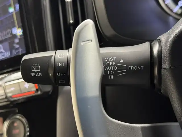 三菱 デリカＤ：５ シャモニー 三重県 2025(令7)年 0.1千km パールⅡ 登録済未使用車/ディーゼル・ターボ/フルタイム4WD/MTモード付インパネ8AT/アルパイン・11インチナビ『ビッグX』EX11NX/（CD/DVD/TV/SD/FM/AM/USB/Bluetooth/外部入力/HDMI/AppleCarPlay/AndroidAuto）/マルチアラウンドモニター/両側オートスライドドア/e-Assist/・衝突被害軽減ブレーキシステム/・車線逸脱警報システム/・レーダークルーズコントロールシステム/・オートハイビーム/・誤発進抑制機能（前進時）/・後側方車両検知警報システム（レーンチェンジアシスト機能付）［BSW/LCA］/・後退時交差車両検知警報システム［RCTA］/装備/・ハーフレザーシート/・キャプテンシート（7人乗り）/・シートヒーター（D/N）/・パワーシート（D6way）/・エレクトリックテールゲート（電動バックドア）/・左右独立オートエアコン/・後席クーラー＆ヒーター/・AC100V電源コンセント（100W）/・オートライト/・LED ヘッドランプ＋フロントフォグランプ/・パドルシフト/・オートワイパー/・純正18inAW/・プッシュスタート/・保/取/・スマートキーx2/・外装色『ホワイトダイヤモンド/ブラックマイカ（W85X42）』/など