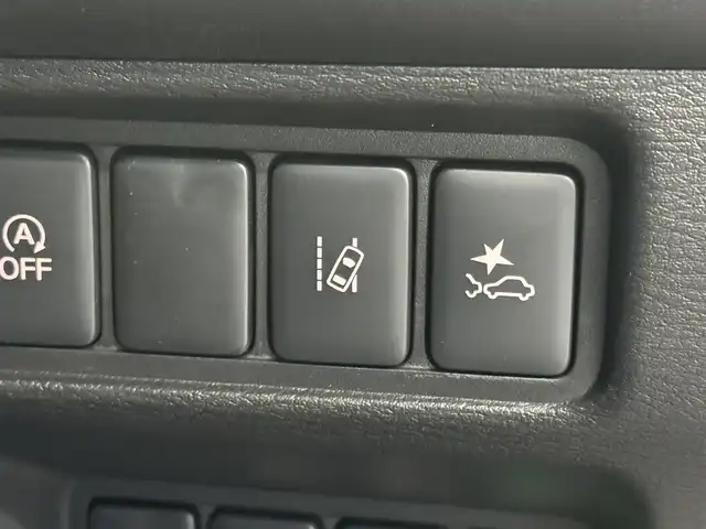 三菱 デリカＤ：５ シャモニー 三重県 2025(令7)年 0.1千km パールⅡ 登録済未使用車/ディーゼル・ターボ/フルタイム4WD/MTモード付インパネ8AT/アルパイン・11インチナビ『ビッグX』EX11NX/（CD/DVD/TV/SD/FM/AM/USB/Bluetooth/外部入力/HDMI/AppleCarPlay/AndroidAuto）/マルチアラウンドモニター/両側オートスライドドア/e-Assist/・衝突被害軽減ブレーキシステム/・車線逸脱警報システム/・レーダークルーズコントロールシステム/・オートハイビーム/・誤発進抑制機能（前進時）/・後側方車両検知警報システム（レーンチェンジアシスト機能付）［BSW/LCA］/・後退時交差車両検知警報システム［RCTA］/装備/・ハーフレザーシート/・キャプテンシート（7人乗り）/・シートヒーター（D/N）/・パワーシート（D6way）/・エレクトリックテールゲート（電動バックドア）/・左右独立オートエアコン/・後席クーラー＆ヒーター/・AC100V電源コンセント（100W）/・オートライト/・LED ヘッドランプ＋フロントフォグランプ/・パドルシフト/・オートワイパー/・純正18inAW/・プッシュスタート/・保/取/・スマートキーx2/・外装色『ホワイトダイヤモンド/ブラックマイカ（W85X42）』/など