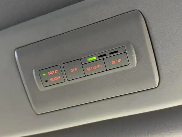 三菱 デリカＤ：５ シャモニー 三重県 2025(令7)年 0.1千km パールⅡ 登録済未使用車/ディーゼル・ターボ/フルタイム4WD/MTモード付インパネ8AT/アルパイン・11インチナビ『ビッグX』EX11NX/（CD/DVD/TV/SD/FM/AM/USB/Bluetooth/外部入力/HDMI/AppleCarPlay/AndroidAuto）/マルチアラウンドモニター/両側オートスライドドア/e-Assist/・衝突被害軽減ブレーキシステム/・車線逸脱警報システム/・レーダークルーズコントロールシステム/・オートハイビーム/・誤発進抑制機能（前進時）/・後側方車両検知警報システム（レーンチェンジアシスト機能付）［BSW/LCA］/・後退時交差車両検知警報システム［RCTA］/装備/・ハーフレザーシート/・キャプテンシート（7人乗り）/・シートヒーター（D/N）/・パワーシート（D6way）/・エレクトリックテールゲート（電動バックドア）/・左右独立オートエアコン/・後席クーラー＆ヒーター/・AC100V電源コンセント（100W）/・オートライト/・LED ヘッドランプ＋フロントフォグランプ/・パドルシフト/・オートワイパー/・純正18inAW/・プッシュスタート/・保/取/・スマートキーx2/・外装色『ホワイトダイヤモンド/ブラックマイカ（W85X42）』/など