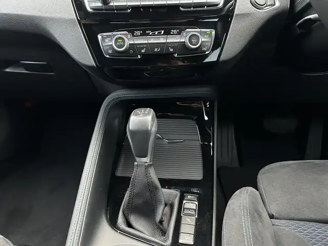 ＢＭＷ Ｘ１ xDrive 18d Mスポーツ 茨城県 2018(平30)年 2.8万km アルピンホワイトⅢ コンフォ-トパッケージ /インテリジェントSFT /LDW /ナビ /BT/USB/DVD/CD /バックカメラ /パ-クディスタンス /コンフォ-トアクセス /パワ-テ-ルゲ-ト /アンビエントライト /シ-トヒ-ター /パドルシフト /ETC2.0 /前後ドラレコ /禁煙車