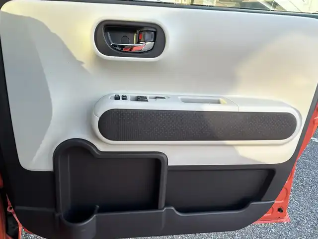 トヨタ ポルテ F アラモード トロワ 千葉県 2016(平28)年 8.7万km シトラスオレンジマイカメタリック 特別仕様車/・スマートエントリーパッケージ/・スーパーUVカットパッケージ/・IR（赤外線）カット機能付きフロントドアガラス/・オート格納機能付きドアミラー/SRSサイドエアバッグ（運転席・助手席）/SRSカーテンシールドエアバッグ（前後席）/ディスチャージヘッドランプ/Toyota Sefety Sense/・プリクラッシュセーフティ/・レーンディパーチャーアラート/・オートマチックハイビーム/純正SDナビ(NSZT-W66T)/・ラジオ/CD/DVD/Bluetooth/フルセグTV/バックカメラ/パワースライドドア/ビルトインETC/アイドリングストップ/先行車発進告知機能/EBD（電子制動力配分制御）付ABS/ブレーキアシスト/横滑り制御機能(VSC)/タイヤ空転抑制機能（TRC）/ドライブスタートコントロール/ヒルスタートアシストコントロール/純正フロアマット/取扱説明書/保証書