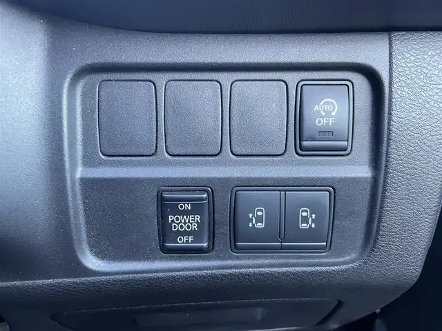 日産 セレナ X V 静岡県 2020(令2)年 3.6万km インペリアルアンバーP ワンオーナー/純正10インチナビ/・フルセグTV/・Bluetooth接続/・DVD再生/クルーズコントロール/エマージェンシーブレーキ/アラウンドビューモニター/両側パワースライドドア/サイドリフトシート/プッシュスタート/スマートキー/ナビ連動ドラレコ/ビルトインETC/LEDオートライト/オートハイビーム