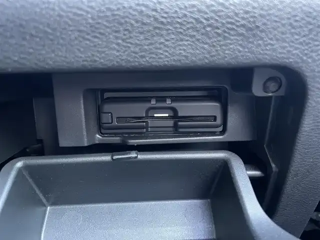 日産 セレナ X V 静岡県 2020(令2)年 3.6万km インペリアルアンバーP ワンオーナー/純正10インチナビ/・フルセグTV/・Bluetooth接続/・DVD再生/クルーズコントロール/エマージェンシーブレーキ/アラウンドビューモニター/両側パワースライドドア/サイドリフトシート/プッシュスタート/スマートキー/ナビ連動ドラレコ/ビルトインETC/LEDオートライト/オートハイビーム