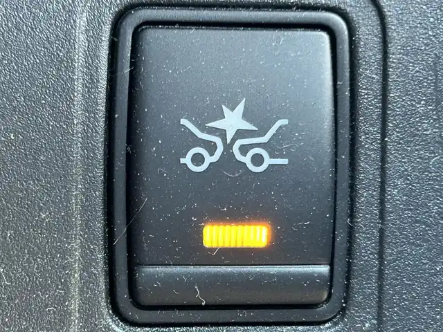 日産 セレナ ニスモ 栃木県 2018(平30)年 7.4万km ダイヤモンドブラック 純正9インチメモリナビ/フルセグTV/DVD/Blu-ray/Bluetooth/USB/MSV/TVキャンセラー/フリップダウンモニター/ETC/ナビ連動ドライブレコーダー/プロパイロット/エマージェンシーブレーキ/踏み間違い衝突防止アシスト/車線逸脱警報/進入禁止標識検知/フロント/バックソナー/セーフティパック/・アラウンドビューモニター　・インテリジェントルームミラー/・インテリジェントパーキングアシスト　・ふらつき警報/・ヒーター付ドアミラー/快適パック/両側ハンズフリーパワースライドドア/LEDヘッドライト/スマートキー×2