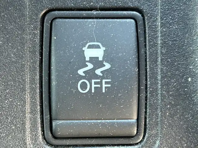 日産 セレナ ニスモ 栃木県 2018(平30)年 7.4万km ダイヤモンドブラック 純正9インチメモリナビ/フルセグTV/DVD/Blu-ray/Bluetooth/USB/MSV/TVキャンセラー/フリップダウンモニター/ETC/ナビ連動ドライブレコーダー/プロパイロット/エマージェンシーブレーキ/踏み間違い衝突防止アシスト/車線逸脱警報/進入禁止標識検知/フロント/バックソナー/セーフティパック/・アラウンドビューモニター　・インテリジェントルームミラー/・インテリジェントパーキングアシスト　・ふらつき警報/・ヒーター付ドアミラー/快適パック/両側ハンズフリーパワースライドドア/LEDヘッドライト/スマートキー×2