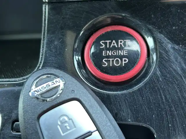 日産 セレナ ニスモ 栃木県 2018(平30)年 7.4万km ダイヤモンドブラック 純正9インチメモリナビ/フルセグTV/DVD/Blu-ray/Bluetooth/USB/MSV/TVキャンセラー/フリップダウンモニター/ETC/ナビ連動ドライブレコーダー/プロパイロット/エマージェンシーブレーキ/踏み間違い衝突防止アシスト/車線逸脱警報/進入禁止標識検知/フロント/バックソナー/セーフティパック/・アラウンドビューモニター　・インテリジェントルームミラー/・インテリジェントパーキングアシスト　・ふらつき警報/・ヒーター付ドアミラー/快適パック/両側ハンズフリーパワースライドドア/LEDヘッドライト/スマートキー×2