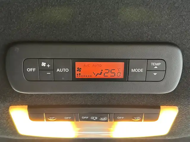 日産 セレナ ニスモ 栃木県 2018(平30)年 7.4万km ダイヤモンドブラック 純正9インチメモリナビ/フルセグTV/DVD/Blu-ray/Bluetooth/USB/MSV/TVキャンセラー/フリップダウンモニター/ETC/ナビ連動ドライブレコーダー/プロパイロット/エマージェンシーブレーキ/踏み間違い衝突防止アシスト/車線逸脱警報/進入禁止標識検知/フロント/バックソナー/セーフティパック/・アラウンドビューモニター　・インテリジェントルームミラー/・インテリジェントパーキングアシスト　・ふらつき警報/・ヒーター付ドアミラー/快適パック/両側ハンズフリーパワースライドドア/LEDヘッドライト/スマートキー×2