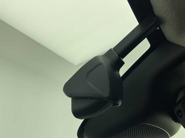 ホンダ ヴェゼル ハイブリッド e:HEV Z 千葉県 2021(令3)年 2.9万km プラチナホワイトパール ホンダコネクトナビ/　Bluetooth/フルセグTV/　Apple car play/Android Auto/ホンダセンシング/レーダークルーズコントロール/レーンキープアシスト/衝突軽減ブレーキ/クリアランスソナー/ブラインドスポットモニター/先行車発進警報/標識認識機能/ダウンヒルアシスト/電動パーキング/オートホールド/オートハイビーム/ハーフレザーシート/前席シートヒーター/ステアリングヒーター/ワイヤレス充電/パワーバックドア/ビルトインETC2.0/前後ドラレコ/LEDライト/フォグランプ/パドルシフト/フロアマット/ドアバイザー/トノカバー