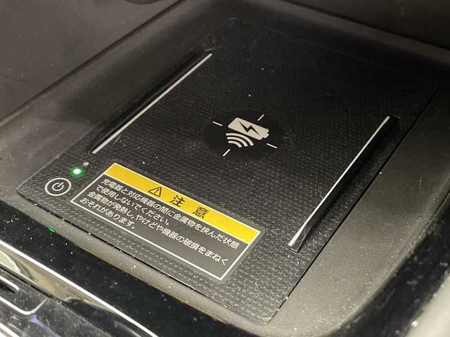 ホンダ ヴェゼル ハイブリッド e:HEV Z 千葉県 2021(令3)年 2.9万km プラチナホワイトパール ホンダコネクトナビ/　Bluetooth/フルセグTV/　Apple car play/Android Auto/ホンダセンシング/レーダークルーズコントロール/レーンキープアシスト/衝突軽減ブレーキ/クリアランスソナー/ブラインドスポットモニター/先行車発進警報/標識認識機能/ダウンヒルアシスト/電動パーキング/オートホールド/オートハイビーム/ハーフレザーシート/前席シートヒーター/ステアリングヒーター/ワイヤレス充電/パワーバックドア/ビルトインETC2.0/前後ドラレコ/LEDライト/フォグランプ/パドルシフト/フロアマット/ドアバイザー/トノカバー