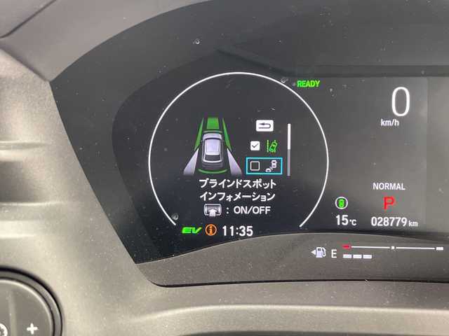 ホンダ ヴェゼル ハイブリッド e:HEV Z 千葉県 2021(令3)年 2.9万km プラチナホワイトパール ホンダコネクトナビ/　Bluetooth/フルセグTV/　Apple car play/Android Auto/ホンダセンシング/レーダークルーズコントロール/レーンキープアシスト/衝突軽減ブレーキ/クリアランスソナー/ブラインドスポットモニター/先行車発進警報/標識認識機能/ダウンヒルアシスト/電動パーキング/オートホールド/オートハイビーム/ハーフレザーシート/前席シートヒーター/ステアリングヒーター/ワイヤレス充電/パワーバックドア/ビルトインETC2.0/前後ドラレコ/LEDライト/フォグランプ/パドルシフト/フロアマット/ドアバイザー/トノカバー