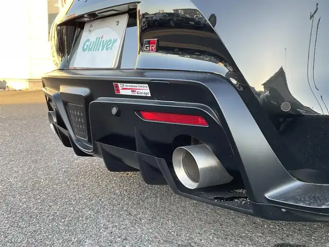 トヨタ スープラ RZ 広島県 2023(令5)年 0.8万km ブラックメタリック ワンオーナー/フルエアロ/レッドキャリパー/純正ナビ（AM/FM/フルセグTV/Bluetooth）/バックカメラ/ETC/ドライブレコーダー/JBLプレミアムサウンド/ハーフレザーシート（ブラック×レッド）/・パワーシート（メモリー機能付き）/・シートヒーター/Toyota Supra Safety/・衝突被害軽減ブレーキ/・車線逸脱警報（操舵支援付き）/・ブラインドスポットモニター/レーダークルーズコントロール/コーナーセンサー/スペアキー