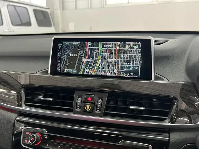 ＢＭＷ Ｘ１ xDrive 20i xライン ハイラインパッケージ 兵庫県 2017(平29)年 5.7万km 黒 純正ナビ/バックカメラ/Bluetooth/フロントシートヒーター/電動フロントシート/ブラックレザーシート/ドライブレコーダー前後カメラ/ETC/レーンキープアシスト/コンフォートアクセス/パワーバックドア/LEDヘッドライト/スペアキー