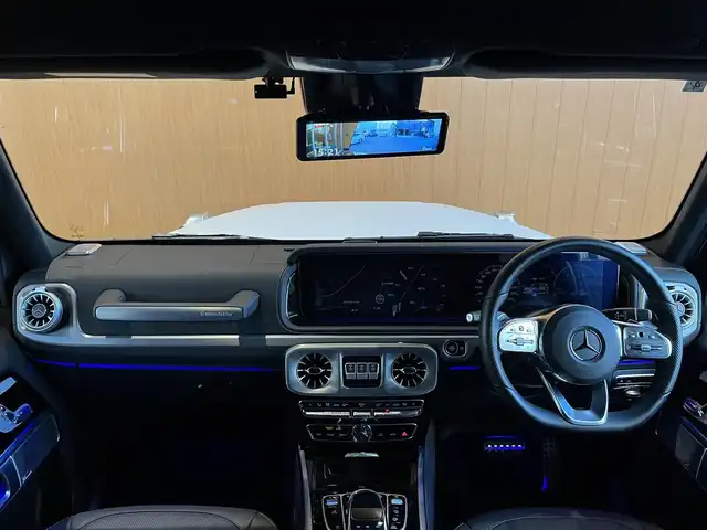 メルセデス・ベンツ ゲレンデヴァーゲン Ｇ４００ｄ AMGライン 宮城県 2023(令5)年 2.5万km パール G-manufakturプログラム/ラグジュアリーパッケージ/アダプティブダンピングシステム/レーダーセーフティパッケージ/サンルーフ/COMANDシステムHDDナビ/フルセグTV/360°カメラシステム/本革シート/シートベンチレーション/シートヒーター/メモリ機能付きパワーシート/LEDヘッドライト/オートマチックハイビーム/社外デジタルインナーミラー型ドラレコ/純正20インチAW/ステアリングスイッチ/パドルシフト/アンビエントライト