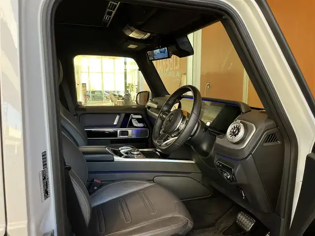 メルセデス・ベンツ ゲレンデヴァーゲン Ｇ４００ｄ AMGライン 宮城県 2023(令5)年 2.5万km パール G-manufakturプログラム/ラグジュアリーパッケージ/アダプティブダンピングシステム/レーダーセーフティパッケージ/サンルーフ/COMANDシステムHDDナビ/フルセグTV/360°カメラシステム/本革シート/シートベンチレーション/シートヒーター/メモリ機能付きパワーシート/LEDヘッドライト/オートマチックハイビーム/社外デジタルインナーミラー型ドラレコ/純正20インチAW/ステアリングスイッチ/パドルシフト/アンビエントライト