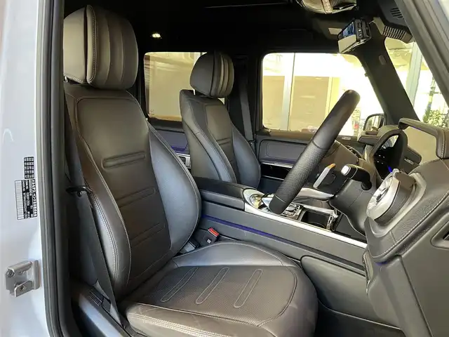 メルセデス・ベンツ ゲレンデヴァーゲン Ｇ４００ｄ AMGライン 宮城県 2023(令5)年 2.5万km パール G-manufakturプログラム/ラグジュアリーパッケージ/アダプティブダンピングシステム/レーダーセーフティパッケージ/サンルーフ/COMANDシステムHDDナビ/フルセグTV/360°カメラシステム/本革シート/シートベンチレーション/シートヒーター/メモリ機能付きパワーシート/LEDヘッドライト/オートマチックハイビーム/社外デジタルインナーミラー型ドラレコ/純正20インチAW/ステアリングスイッチ/パドルシフト/アンビエントライト