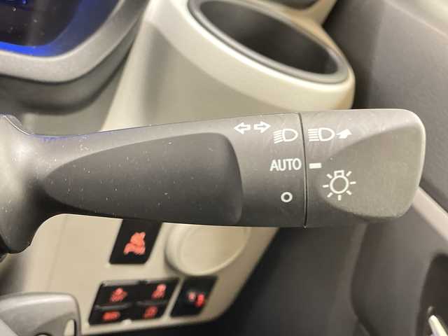 ダイハツ ミラ イース X SAⅢ 道央・札幌 2025(令7)年 0.1万km シャイニングホワイトパール /オーディオレス//バックカメラ取付有//４WD//スマートアシスト車//衝突軽減ブレーキ//オートライト//オートハイビーム//コーナーセンサー//横滑り防止装置//アイドリングストップ//パワーウィンドウ